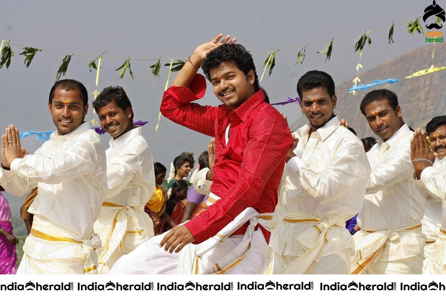 Actor Vijay hot stills with Hansika and Genelia Set 2