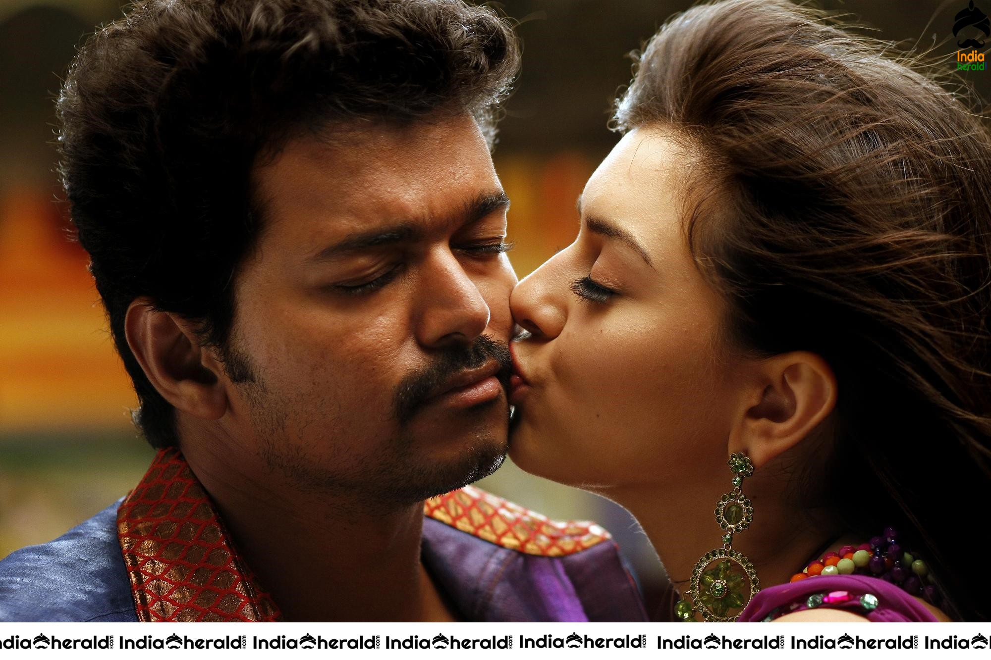 Actor Vijay hot stills with Hansika and Genelia Set 2