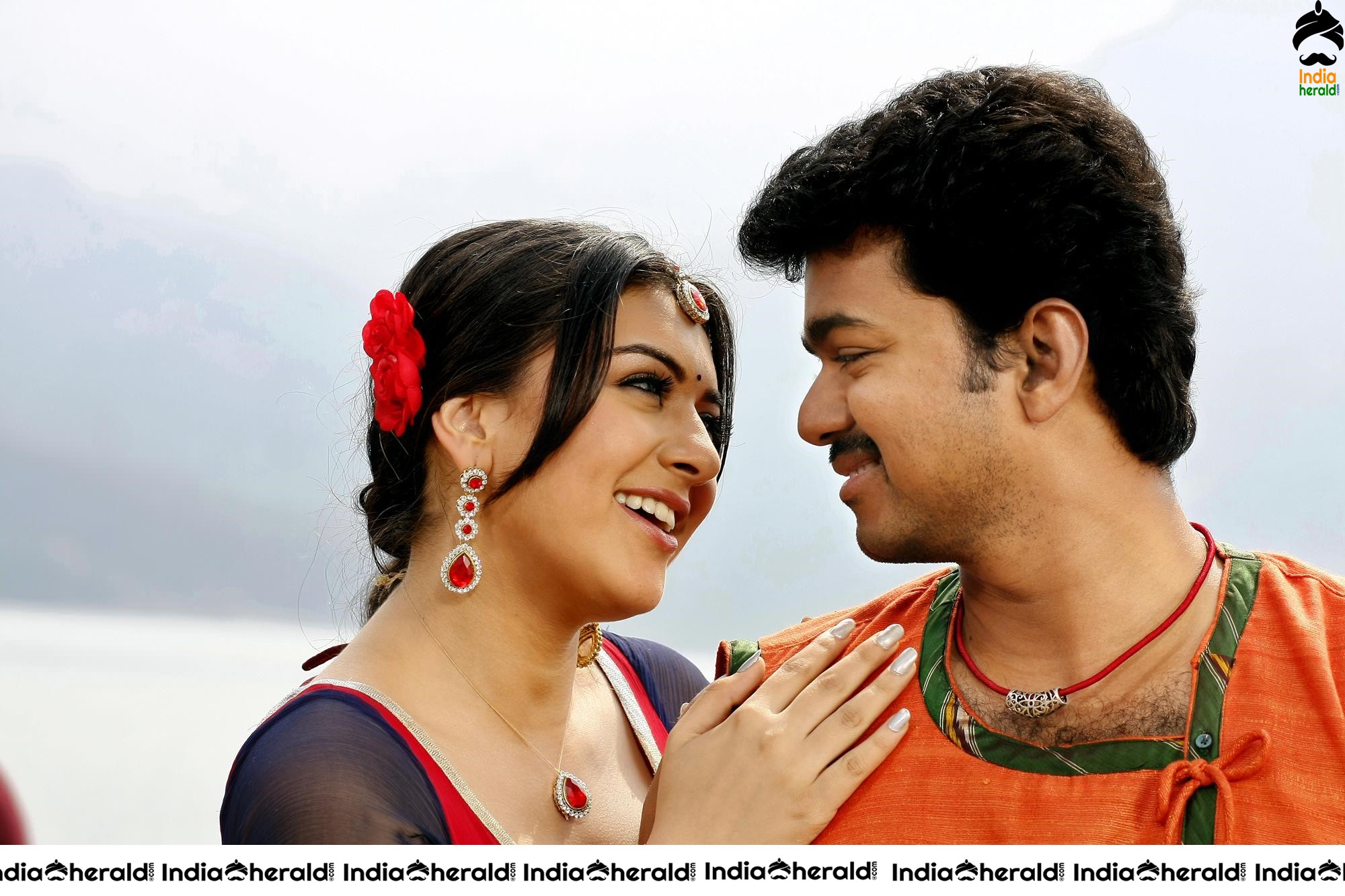 Actor Vijay hot stills with Hansika and Genelia Set 2