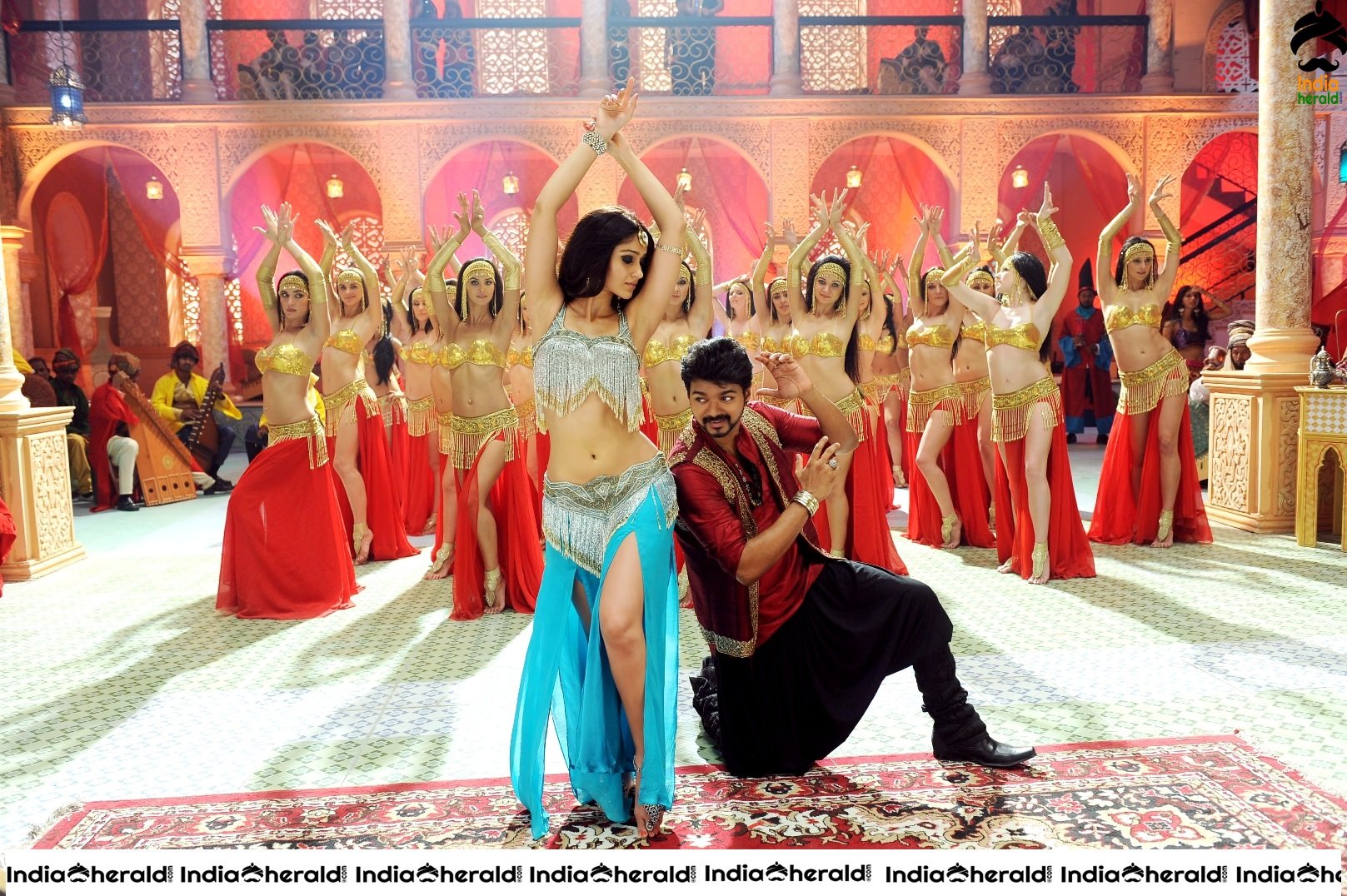 Actor Vijay photos with HOT and SEXY Ileana Set 2