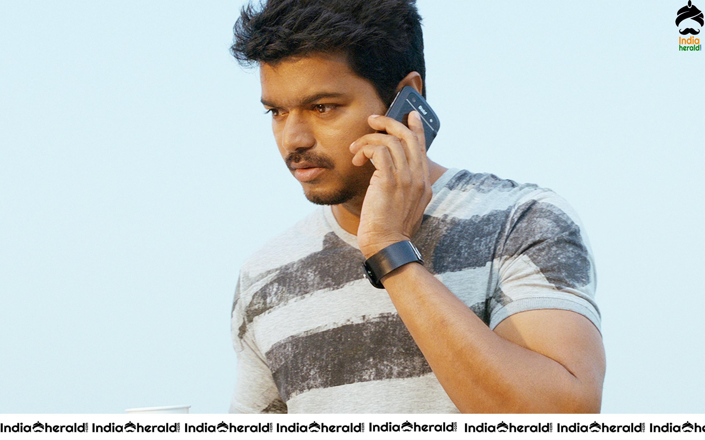 Thuppakki' Review: This Tamil film is well written - News18