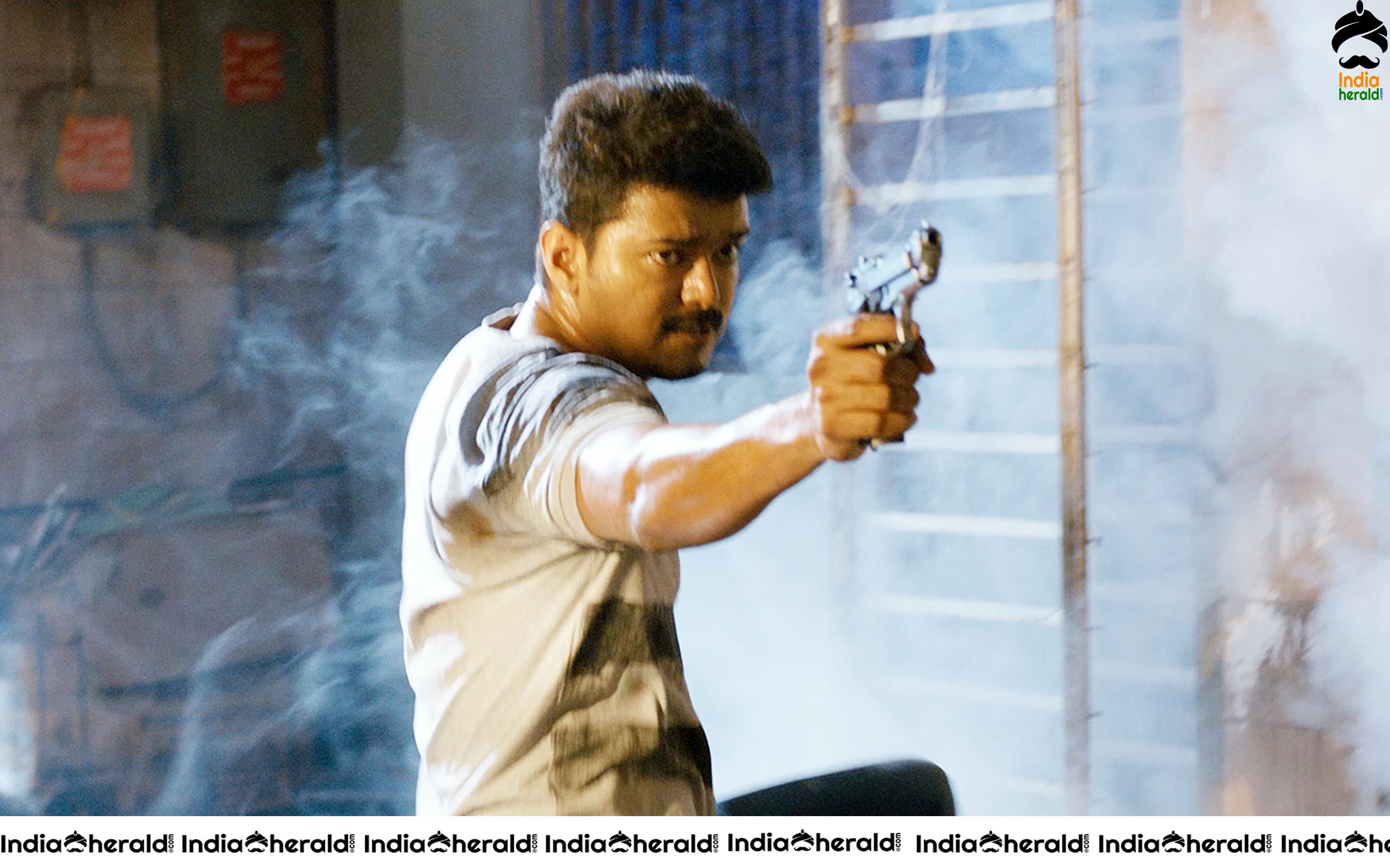 Actor Vijay Rare and Unseen HD Stills from Thuppakki Set 5