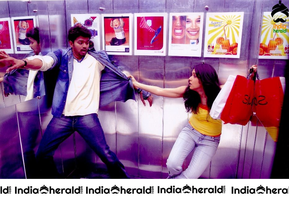 Actor Vijay Rare Photos with Asin while shooting and also On the Screen Set 2