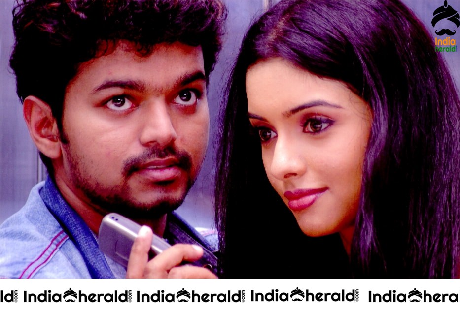 Actor Vijay Rare Photos with Asin while shooting and also On the Screen Set 2