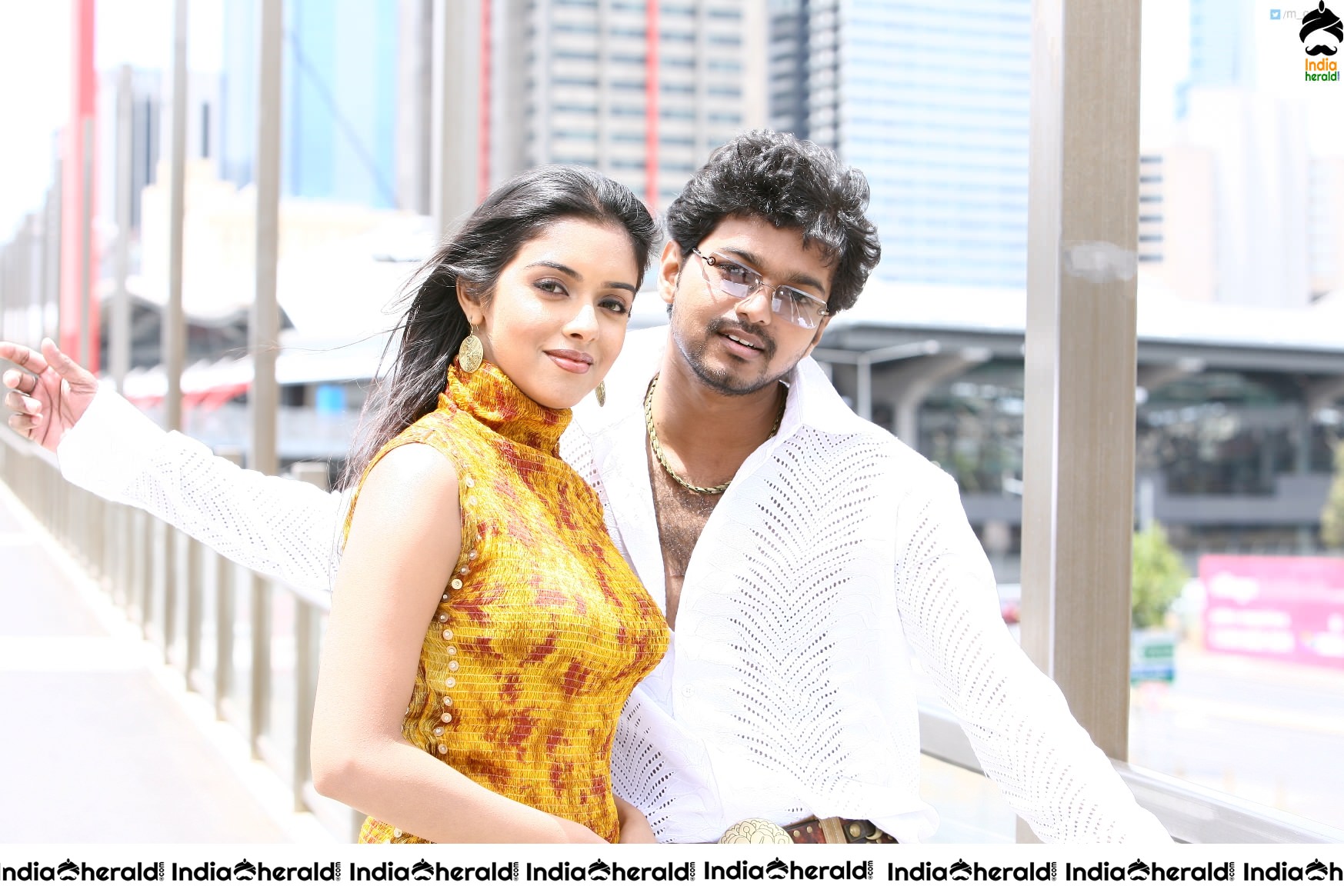 Actor Vijay Rare Photos with Asin while shooting and also On the Screen Set 4