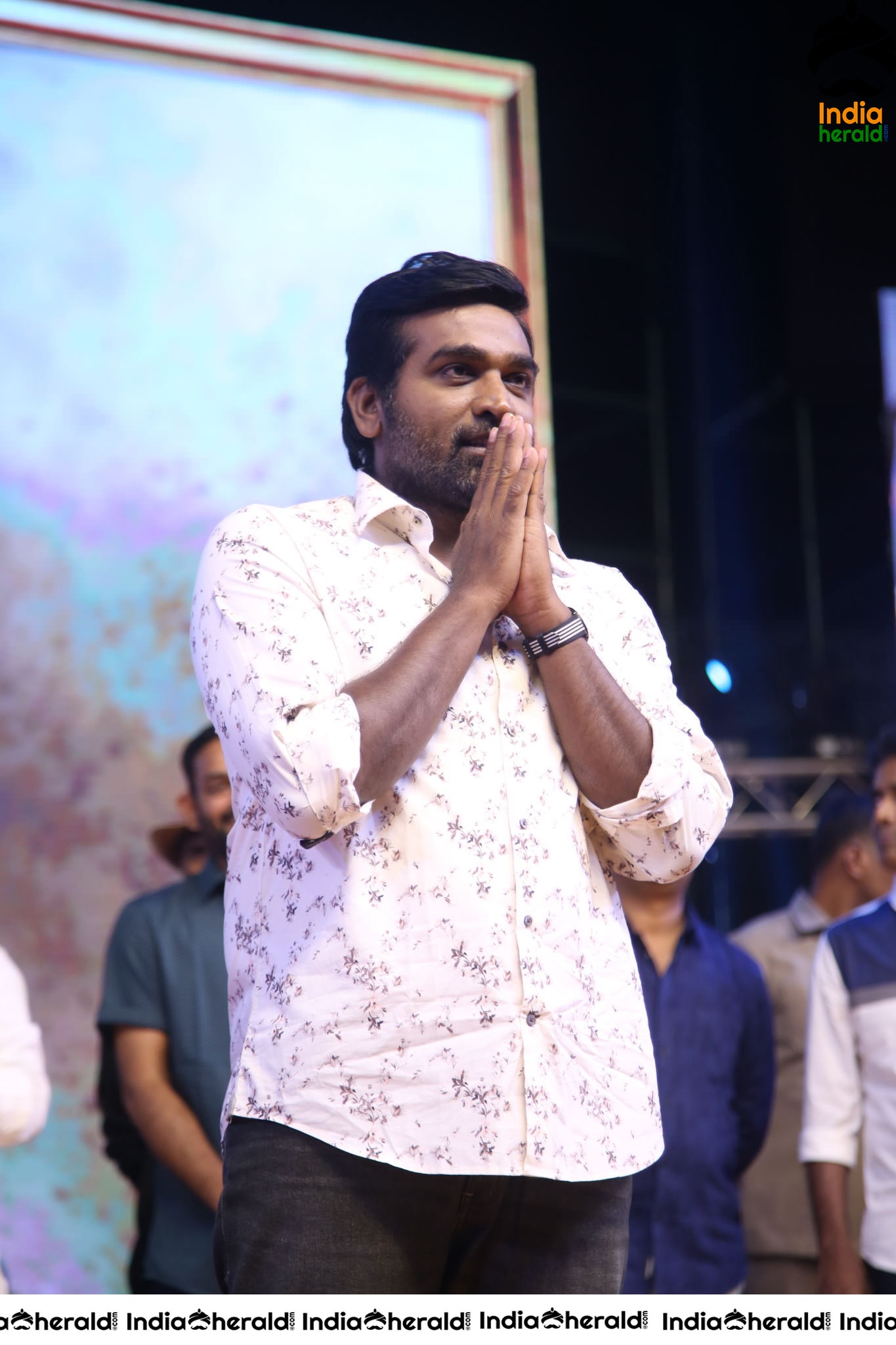 Actor Vijay Sethupathi Photos from Sye Raa Pre Release Event Set 1