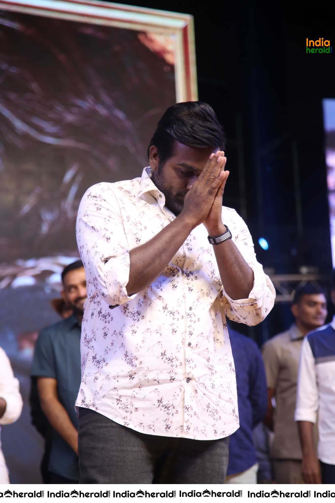 Actor Vijay Sethupathi Photos from Sye Raa Pre Release Event Set 1