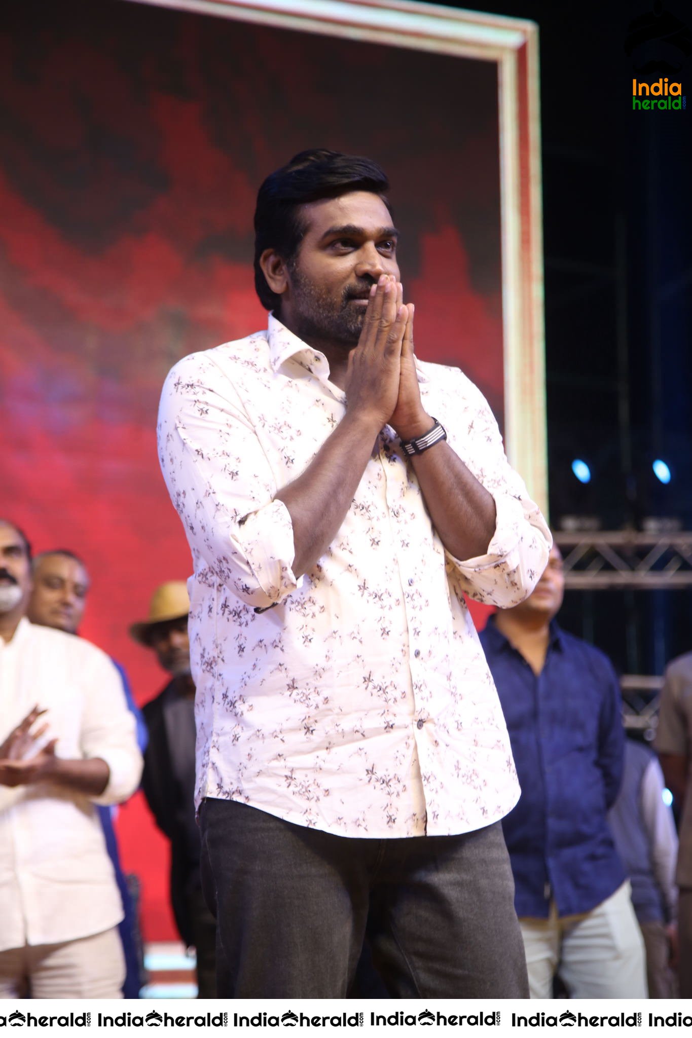 Actor Vijay Sethupathi Photos from Sye Raa Pre Release Event Set 1