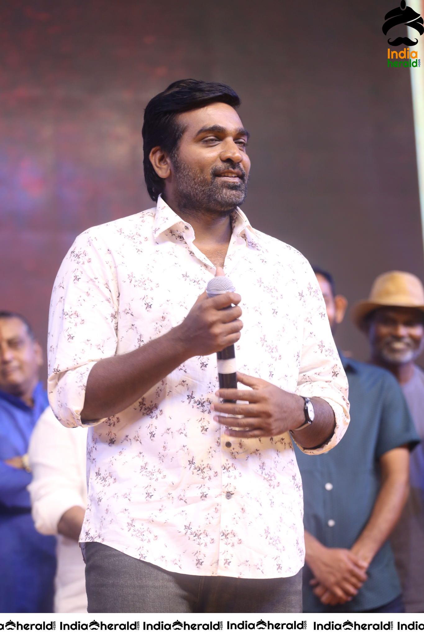 Actor Vijay Sethupathi Photos From Sye Raa Pre Release Event Set 2