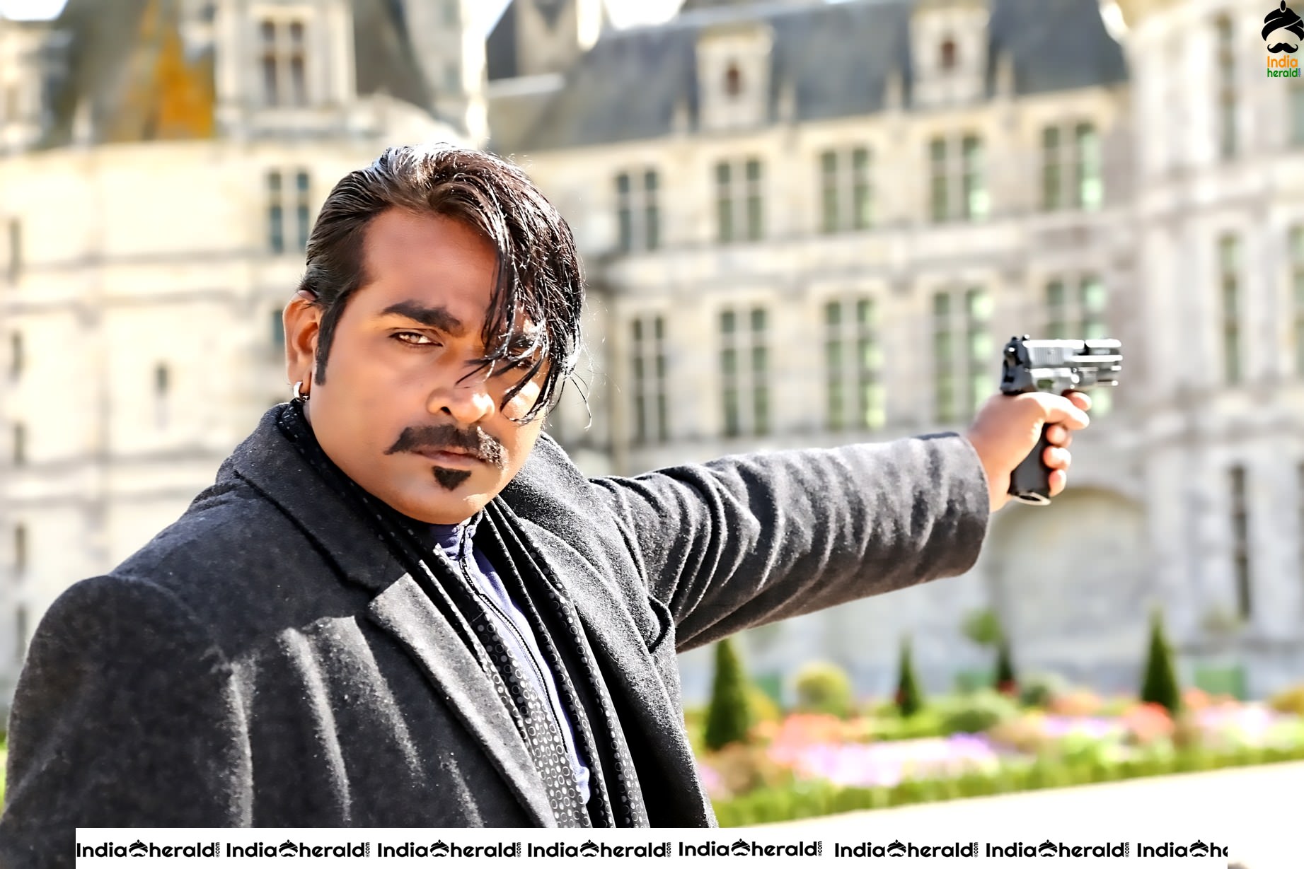 Actor Vijay Sethupathi unseen photos from Jungaa Set 1