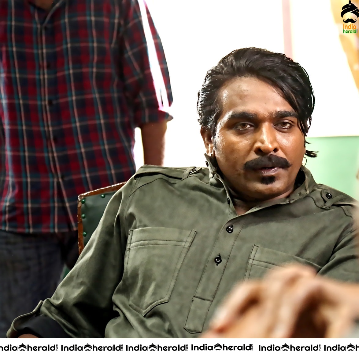 Actor Vijay Sethupathi unseen photos from Jungaa Set 2