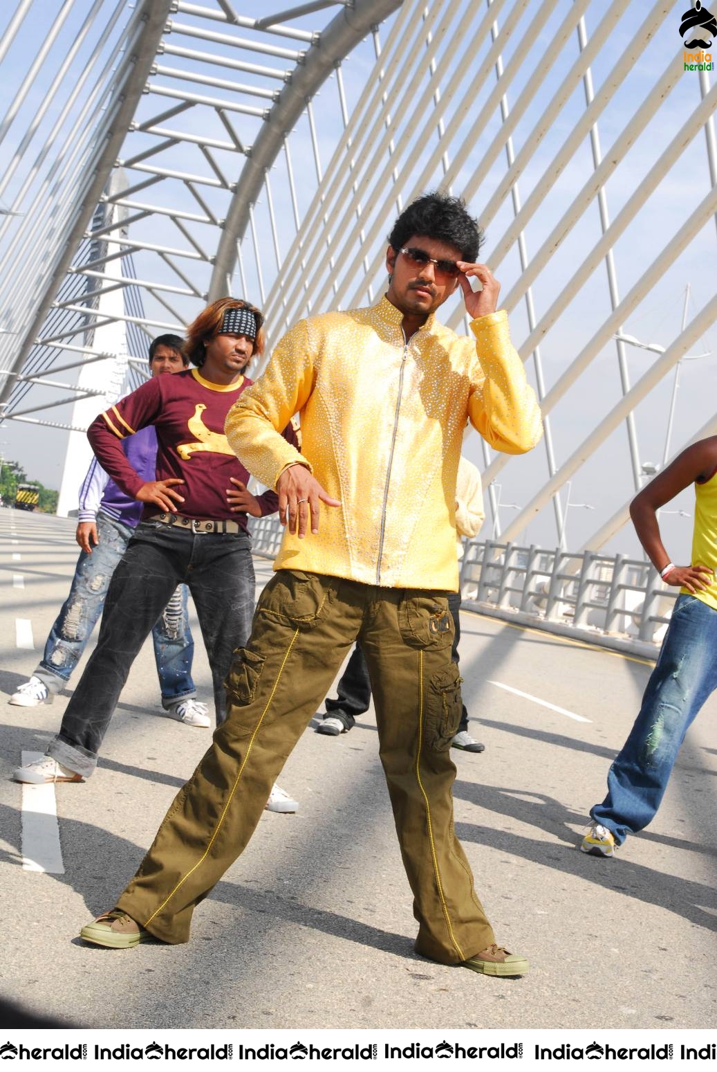 Actor Vijay Unseen Photos from Kuruvi Movie