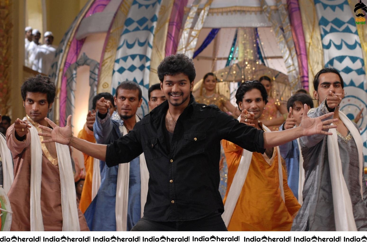 Actor Vijay Unseen Photos from Kuruvi Movie