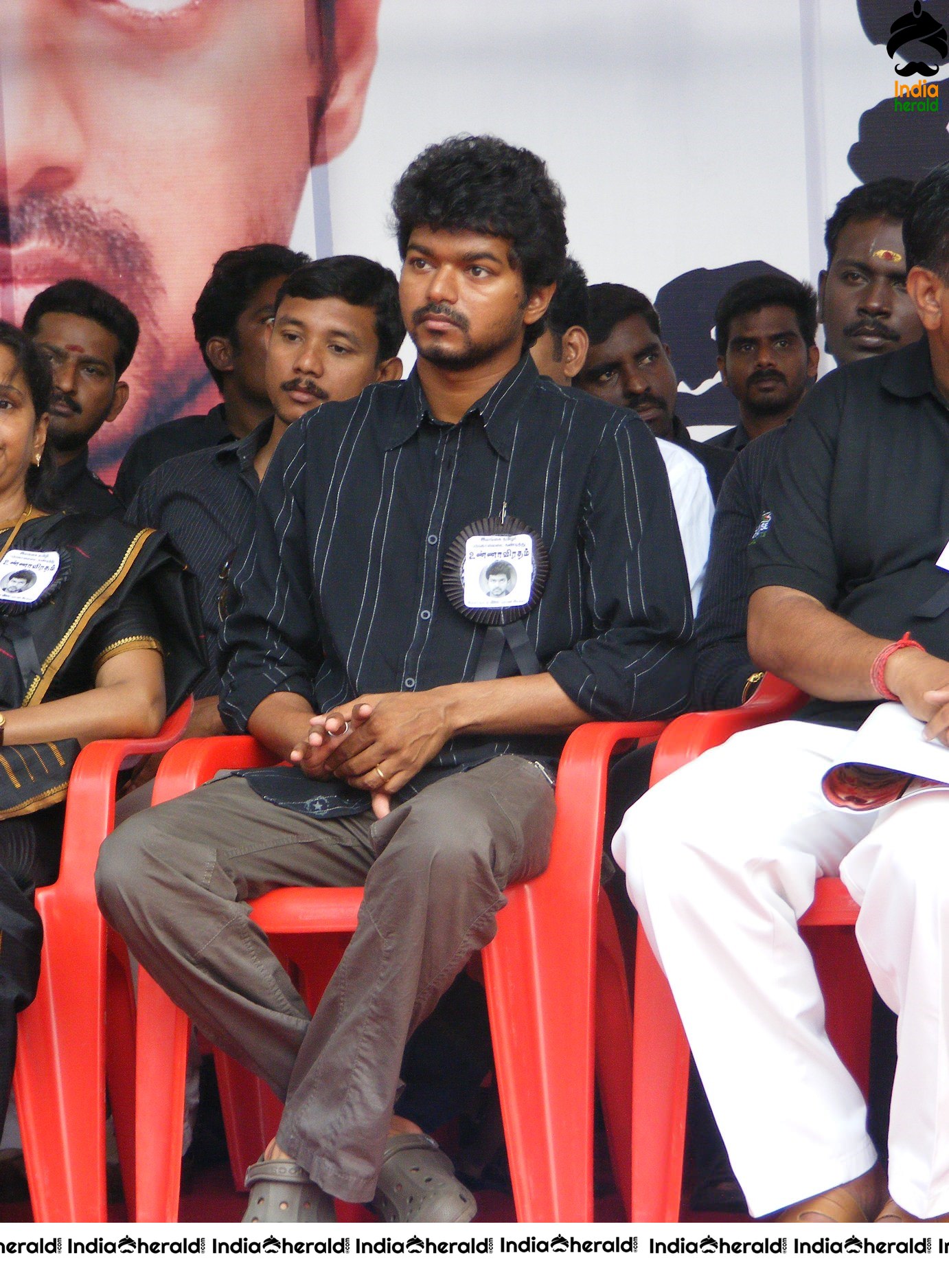 Actor Vijay with his wife while fasting for Eelam Tamils Set 1