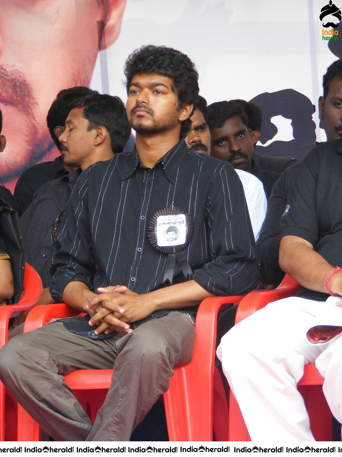 Actor Vijay with his wife while fasting for Eelam Tamils Set 1