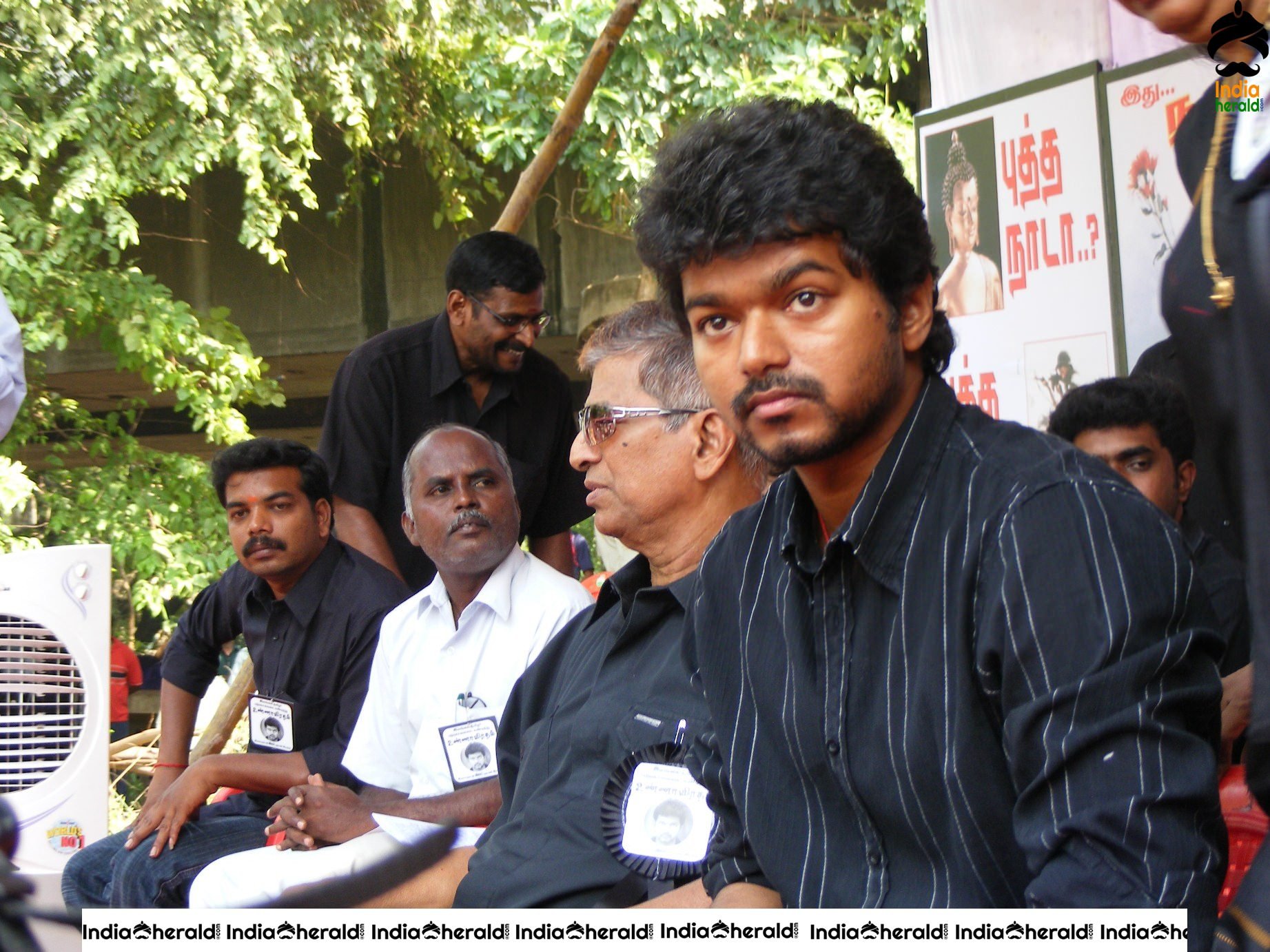 Actor Vijay with his wife while fasting for Eelam Tamils Set 2