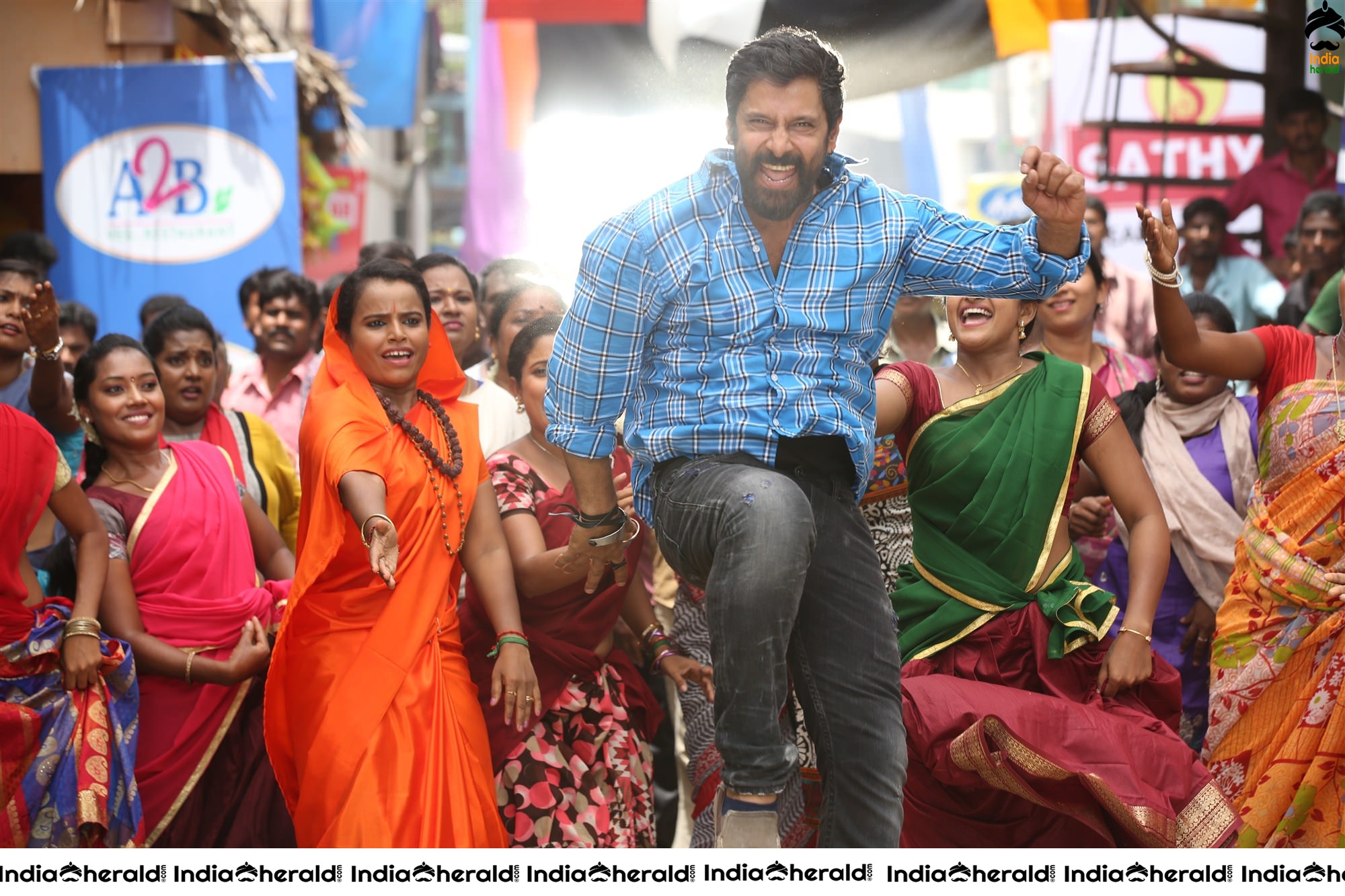 Actor Vikram Photos with Hot Tamanna from the movie Sketch Set 1