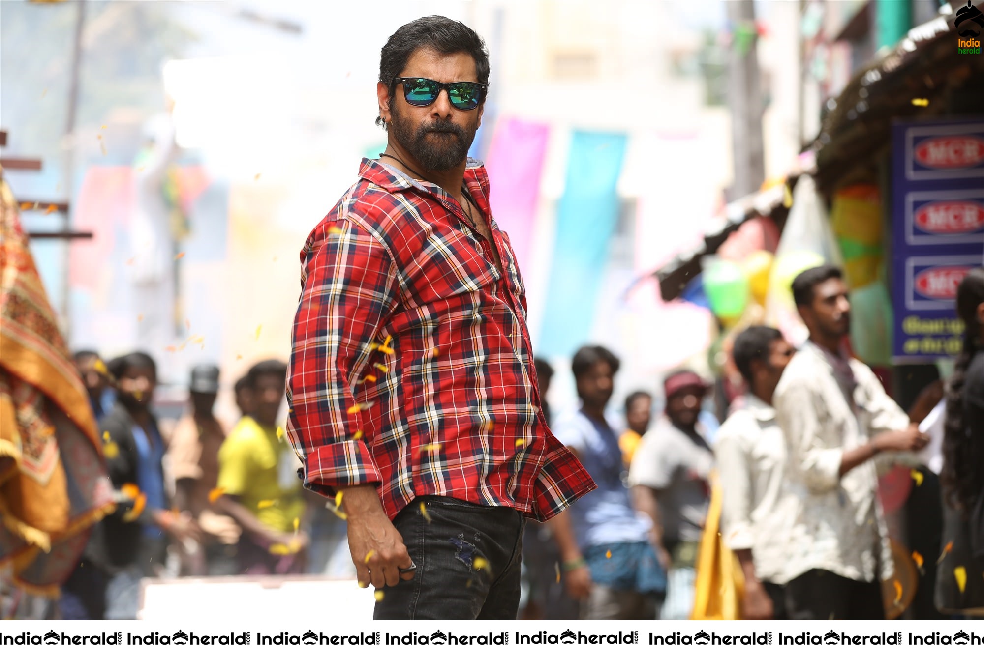 Actor Vikram Photos with Hot Tamanna from the movie Sketch Set 2