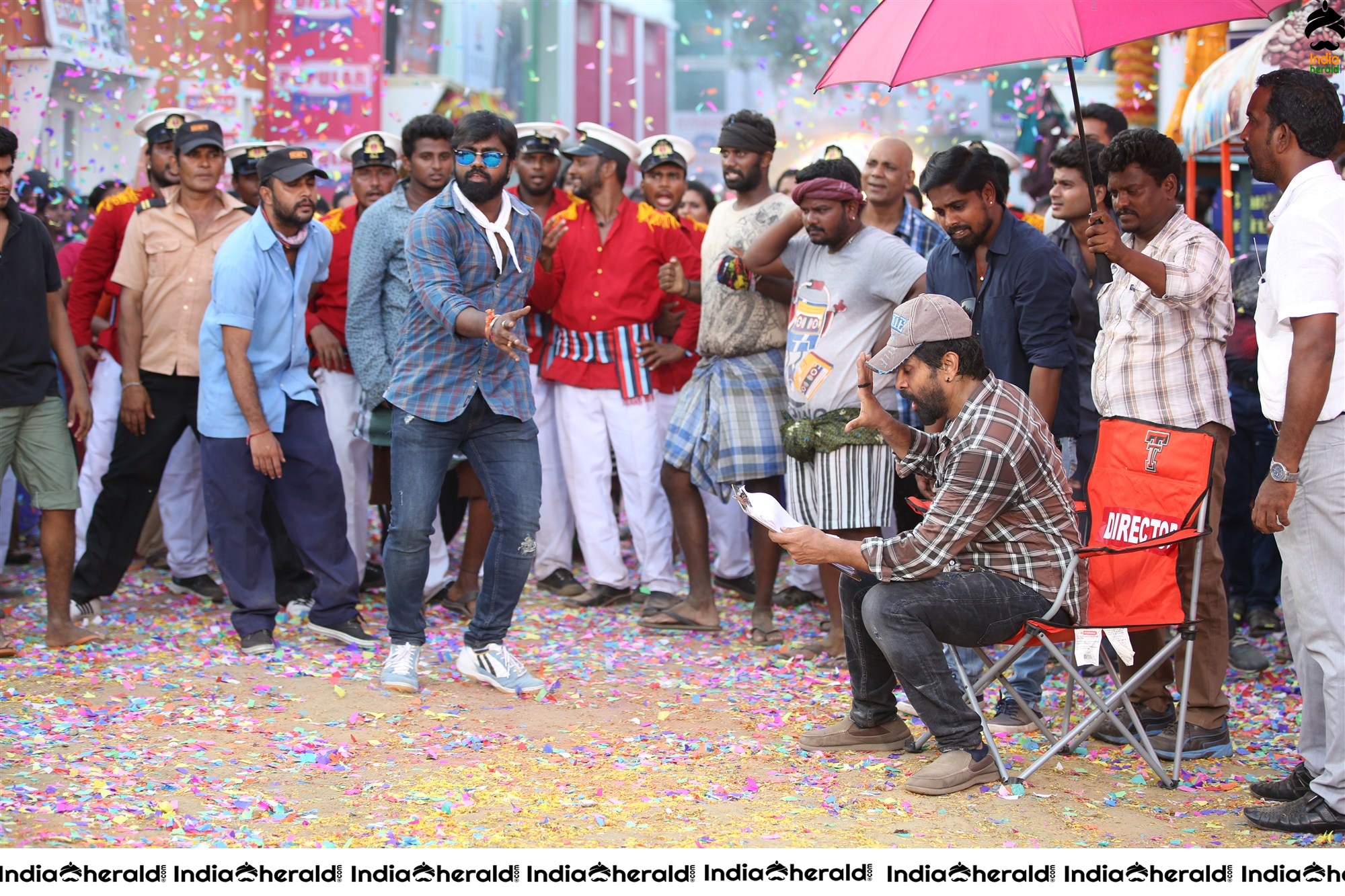 Actor Vikram Photos with Hot Tamanna from the movie Sketch Set 2