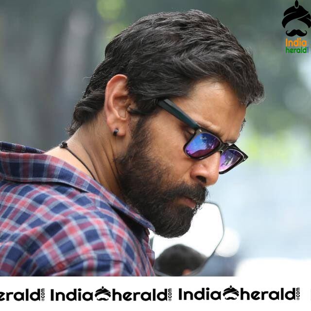 Actor Vikram Photos with Hot Tamanna from the movie Sketch Set 3