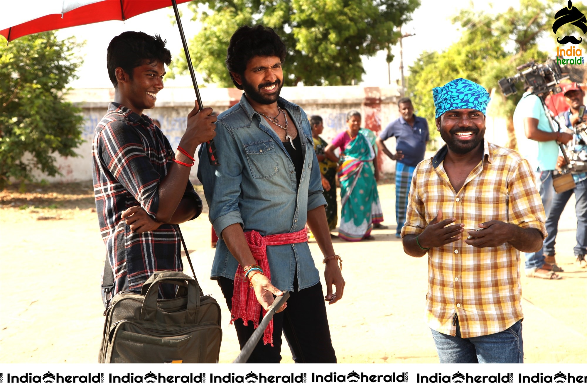 Actor Vikram Prabhu Latest Photos from his recent release Set 1