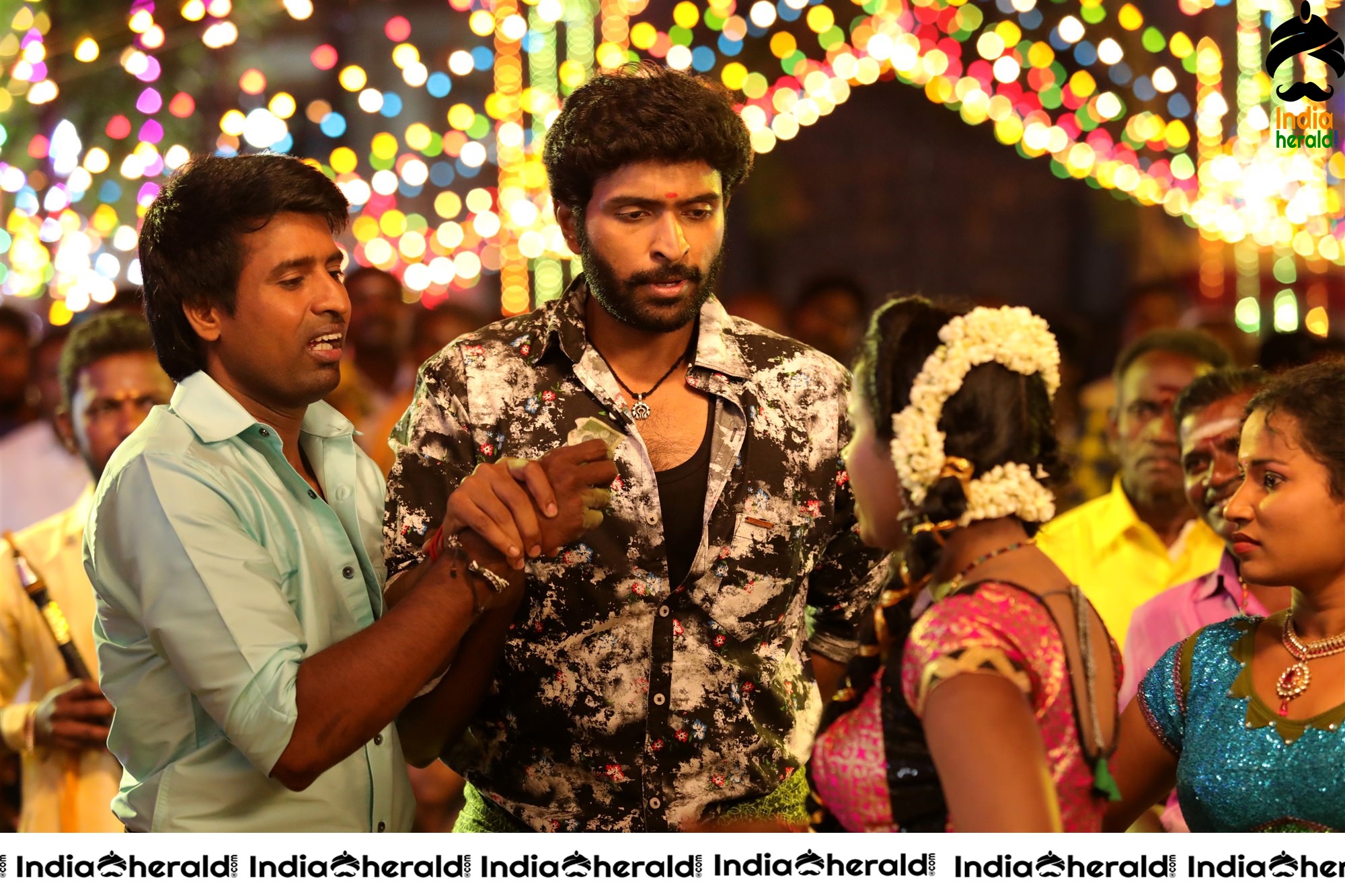 Actor Vikram Prabhu Latest Photos from his recent release Set 2