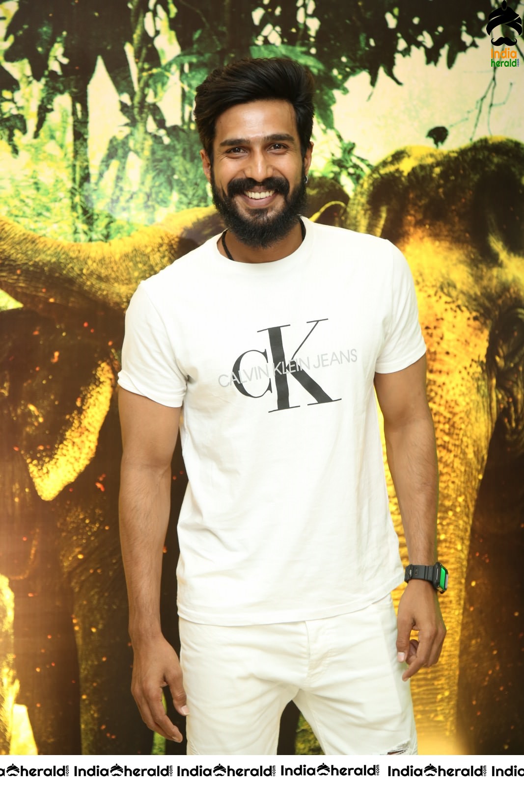 Actor Vishnu Vishal Latest Photos at Aranya Teaser Launch