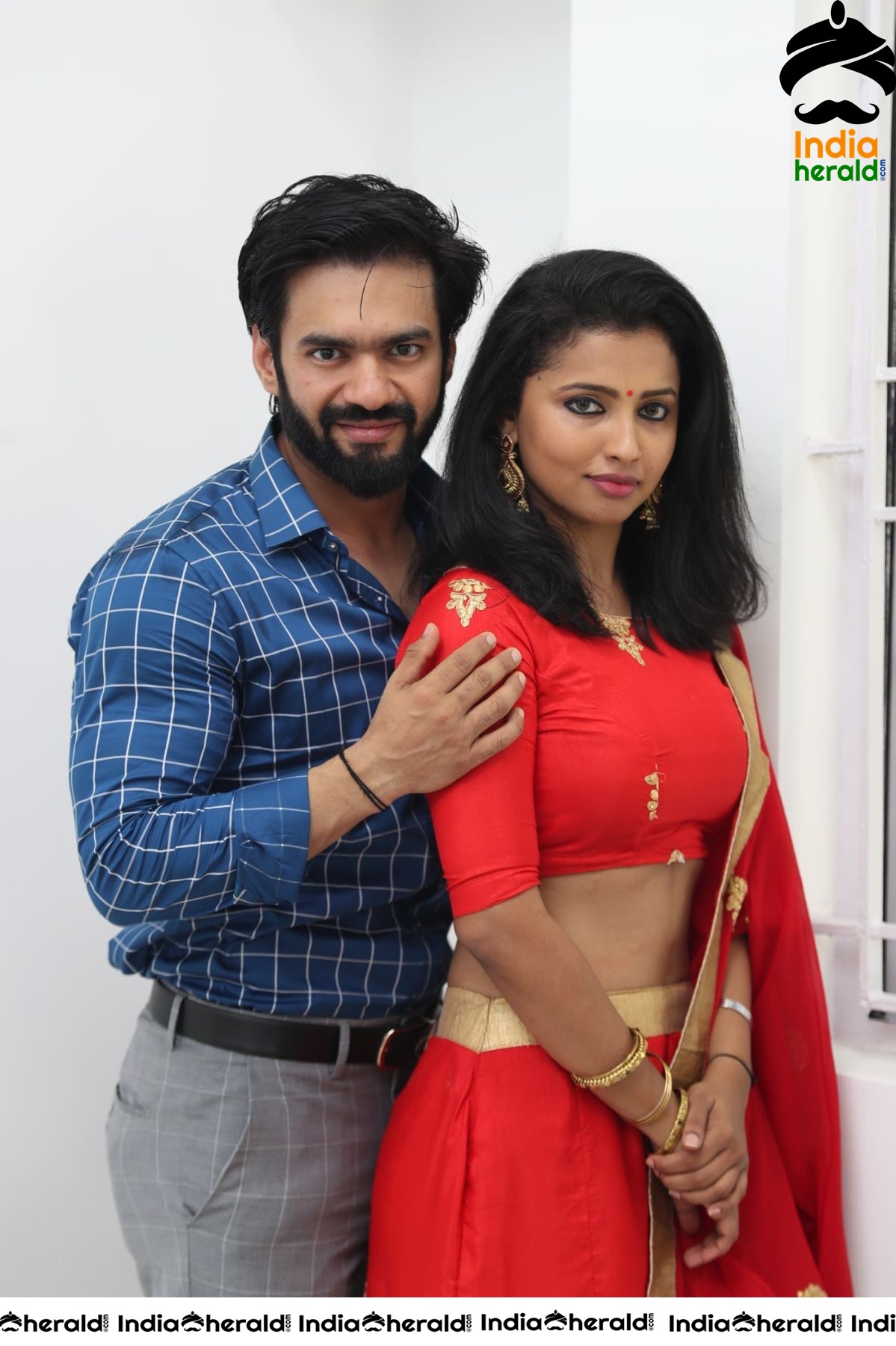 Actor Yogesh and other actors from IKK movie Set 2