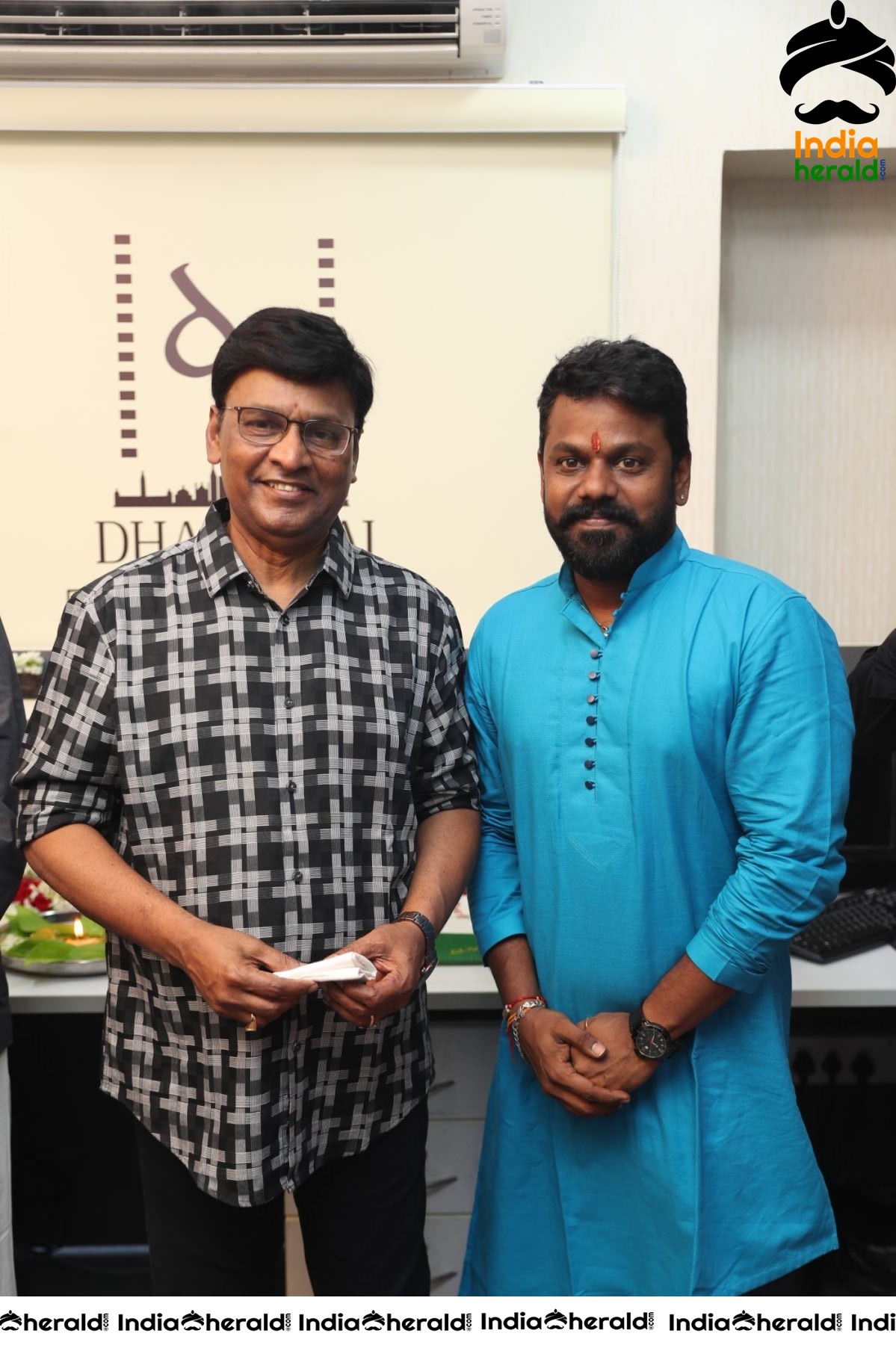 Actor Yogesh and other actors from IKK movie Set 4