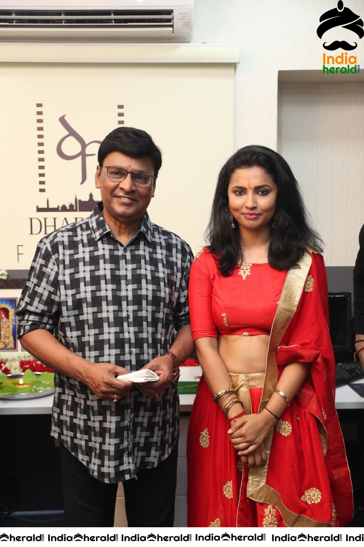 Actor Yogesh and other actors from IKK movie Set 4