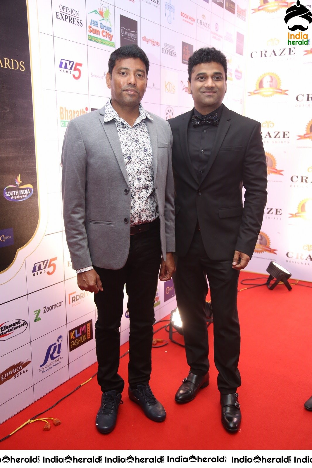 Actors At Dada Saheb Phalke Award 2019 photos Set 3