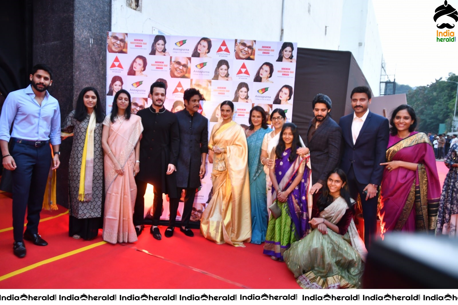 Actors Group Photos at ANR Awards Red Carpet Set 2
