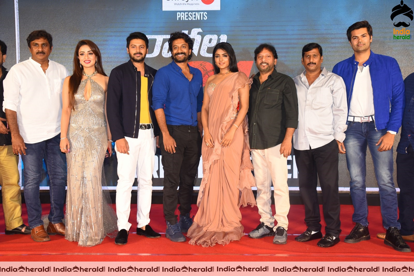 Actors Group Photos taken at Ragala 24 Gantallo Event Set 2