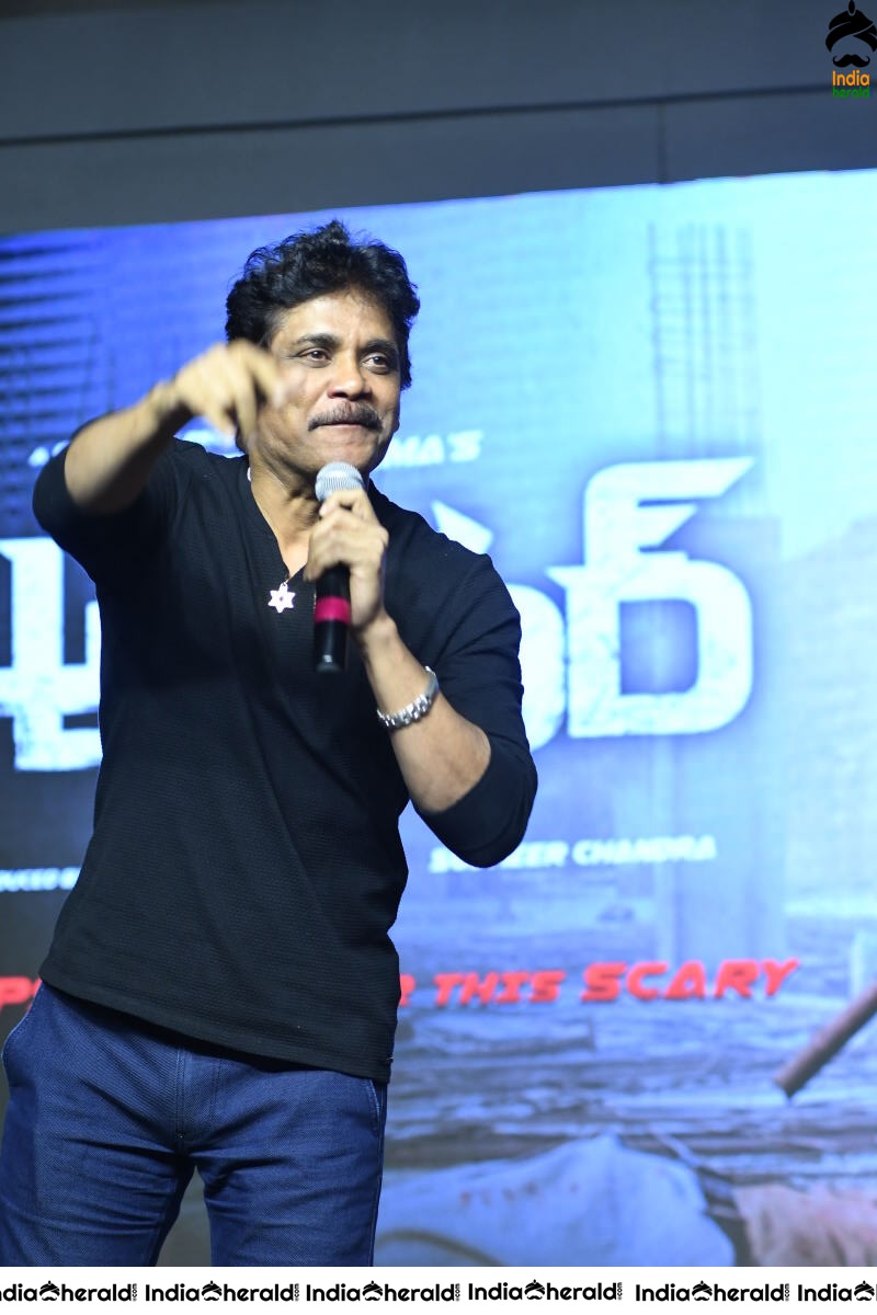 Actors King Akkineni with Akhil and Chaitanya Akkineni spotted together Set 3