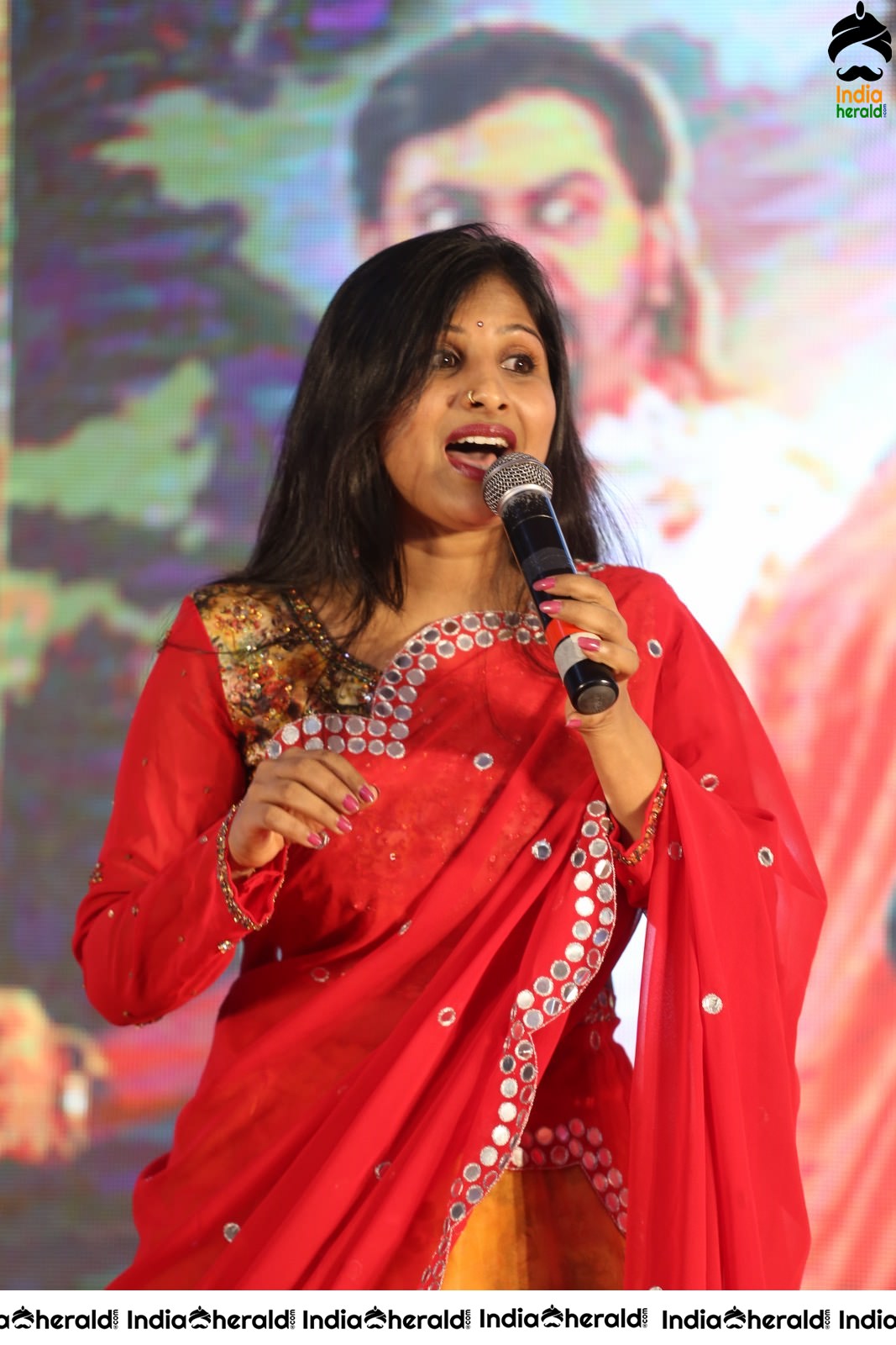 Actors Speak about their Experiences working at Ullala Ullala Set 1