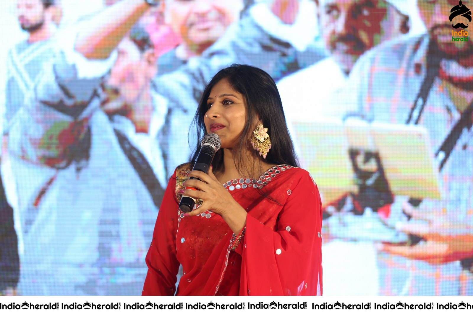 Actors Speak about their Experiences working at Ullala Ullala Set 1