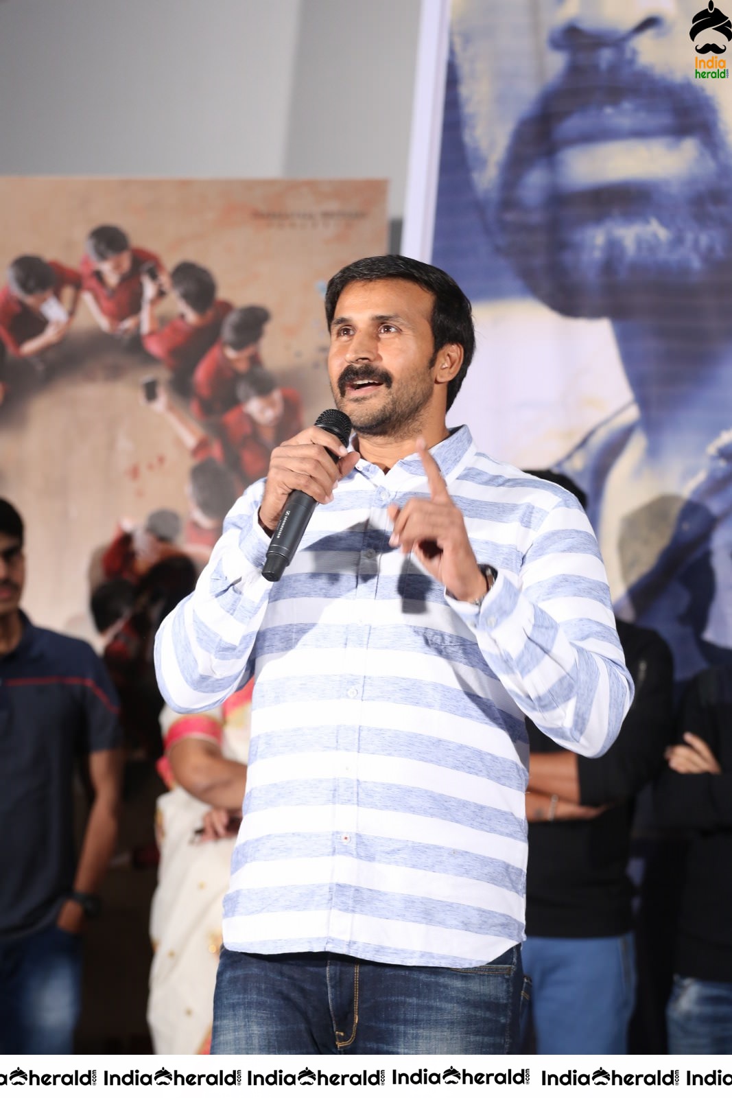 Actors Speech Photos of Valayam Movie during Press Meet