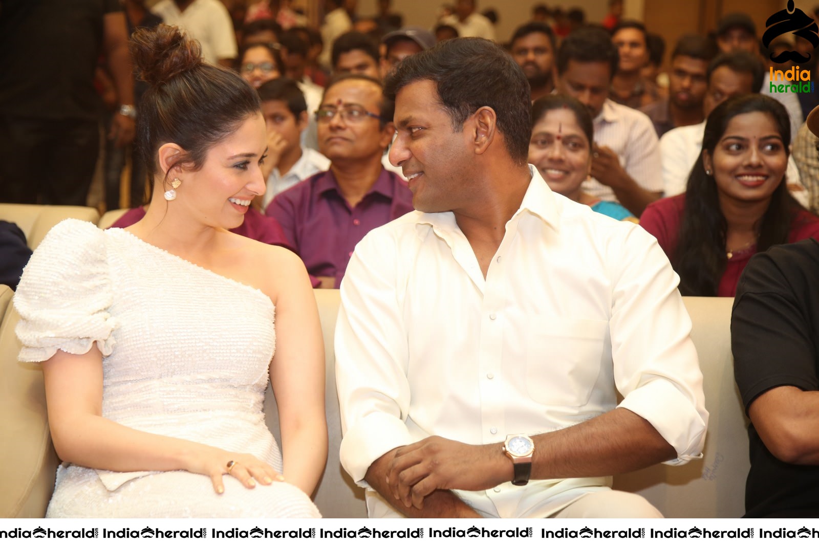 Actors Vishal and Tamannaah Alluring in White Set 2