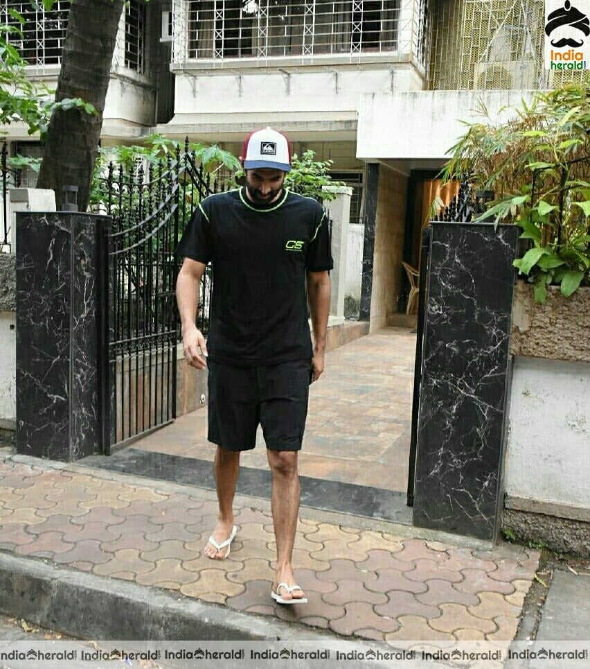 Aditya Roy Kapoor Spotted Outside In Bandra