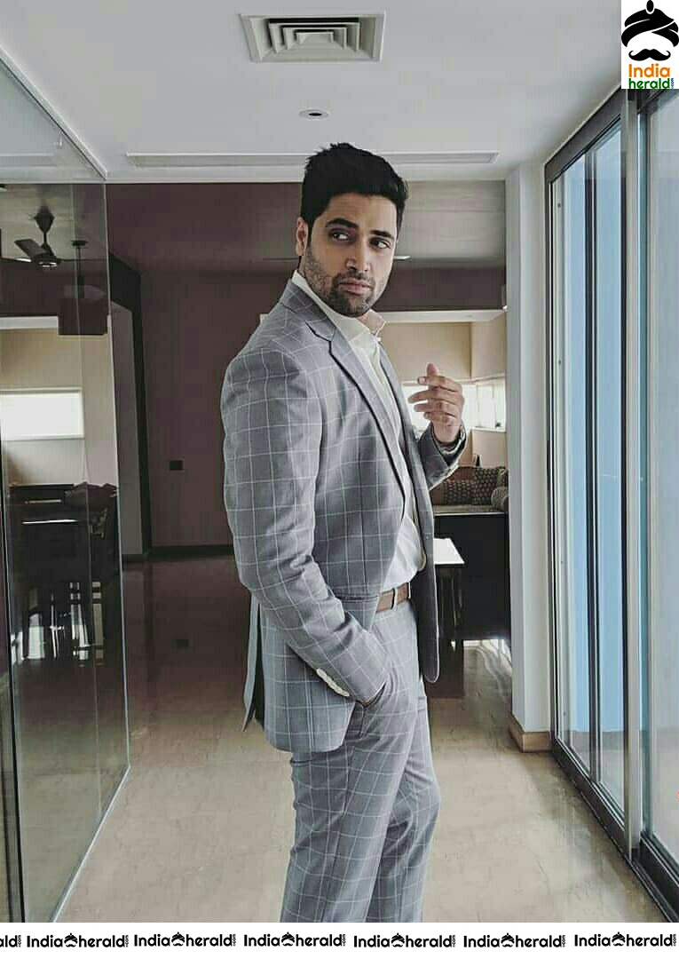 Adivi Sesh Stills Getting Ready For Cinemahotsavam