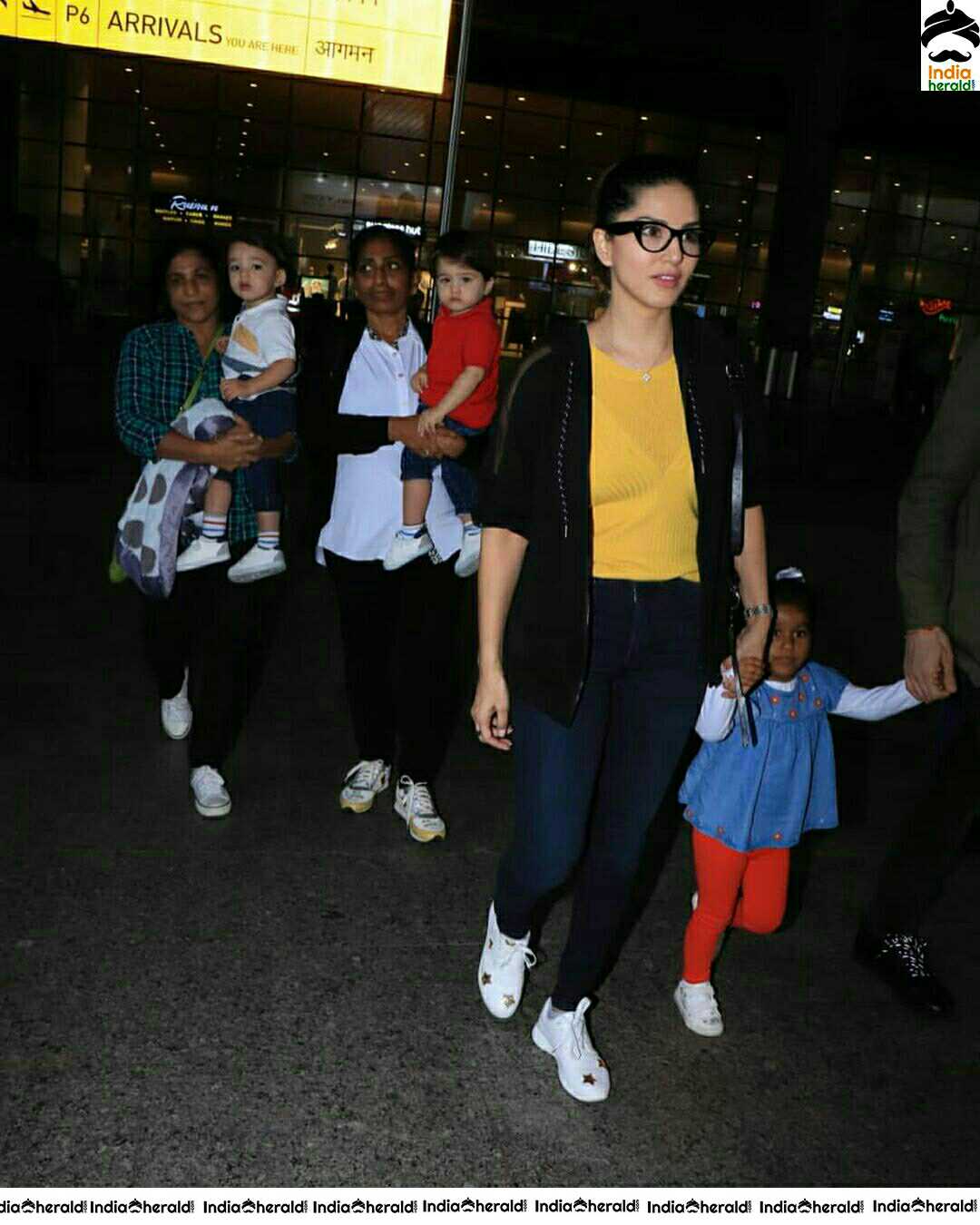 Adorable Ceone Family Clicked At Airport