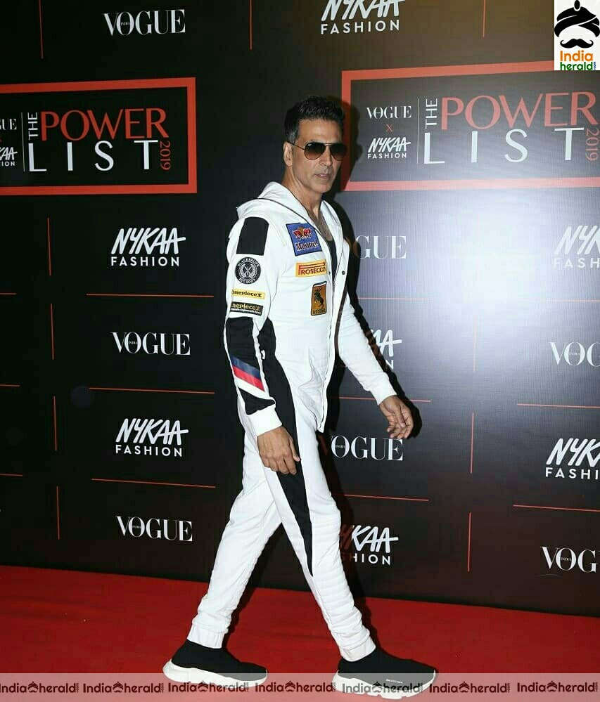 Akshay Kumar HD Stills At Vogue Nykaa Power List Awards 2019