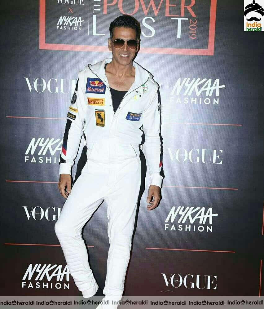 Akshay Kumar HD Stills At Vogue Nykaa Power List Awards 2019