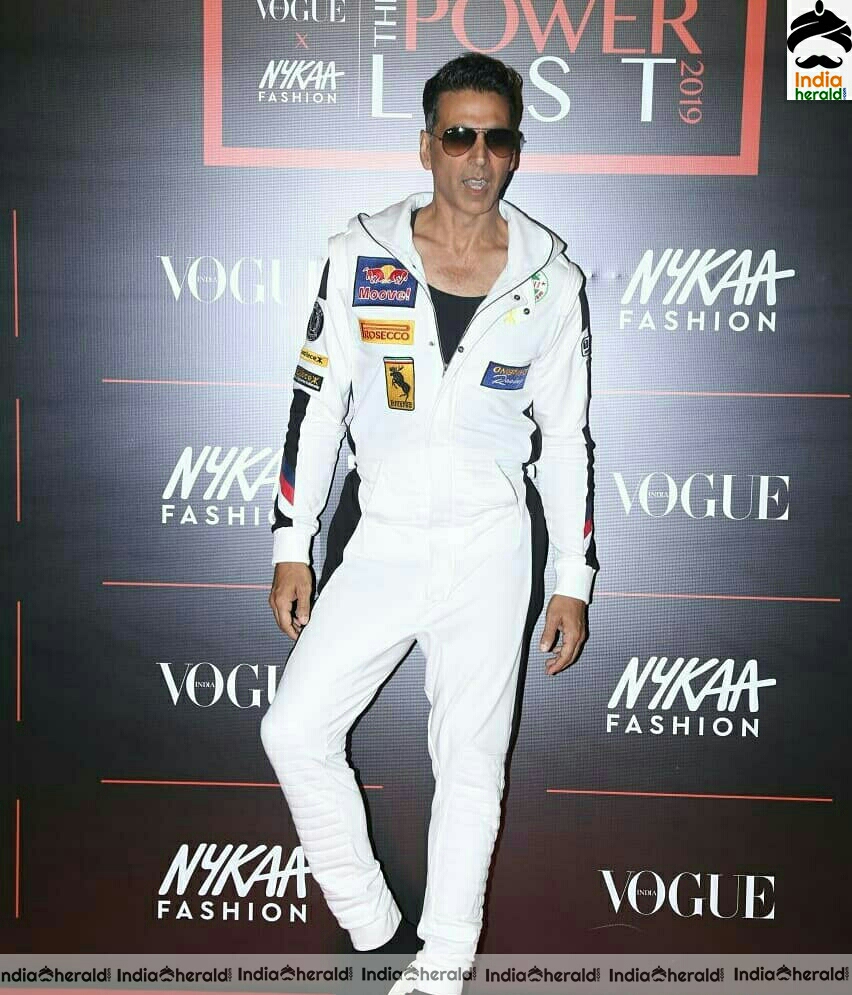 Akshay Kumar HD Stills At Vogue Nykaa Power List Awards 2019