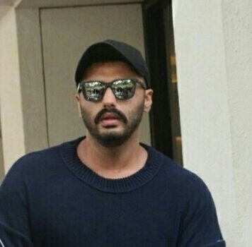 Arjun Kapoor Seen Outside Anand Pandit House