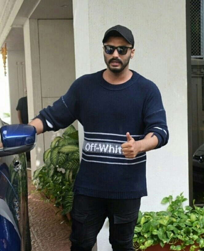 Arjun Kapoor Seen Outside Anand Pandit House