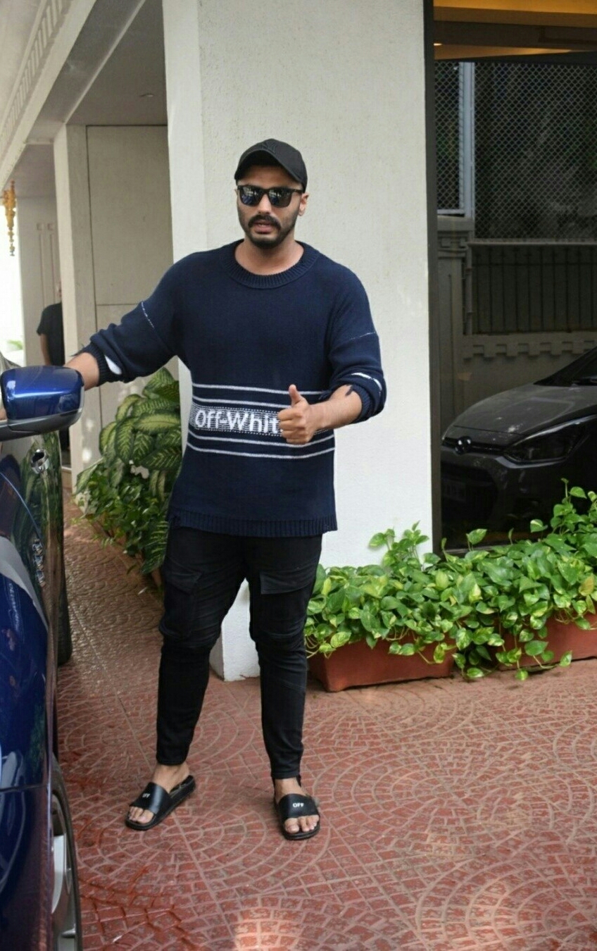 Arjun Kapoor Seen Outside Anand Pandit House