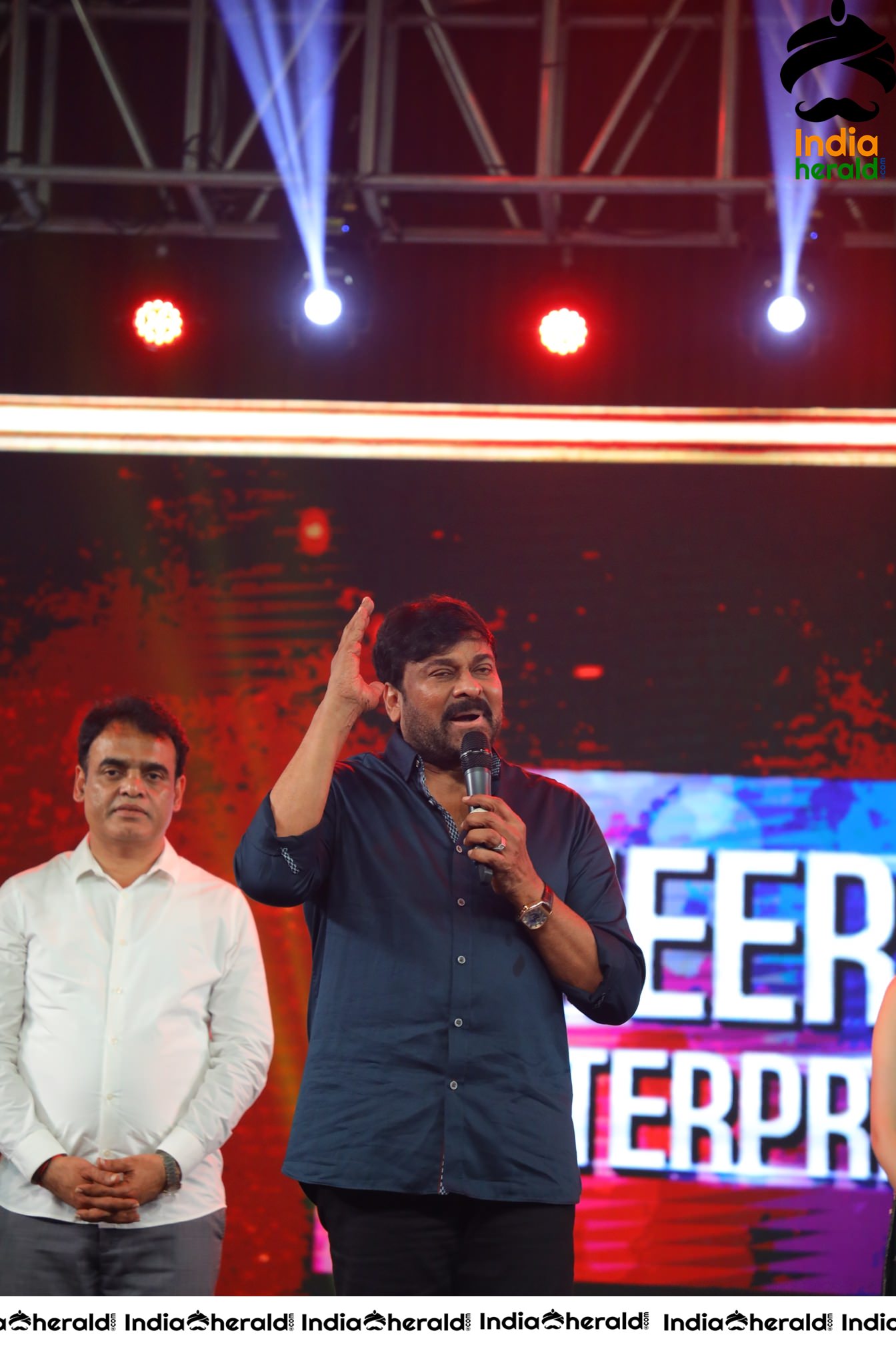 Chiranjeevi Fiery Speech at Bengaluru Event Set 3