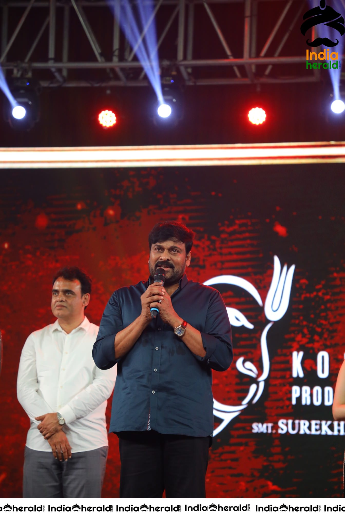 Chiranjeevi Fiery Speech at Bengaluru Event Set 4