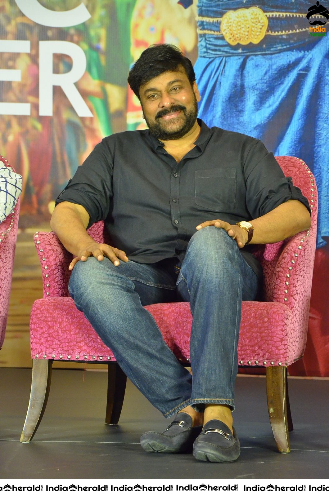 Chiranjeevi looking Dashing at Sye Raa Success Meet Set 3